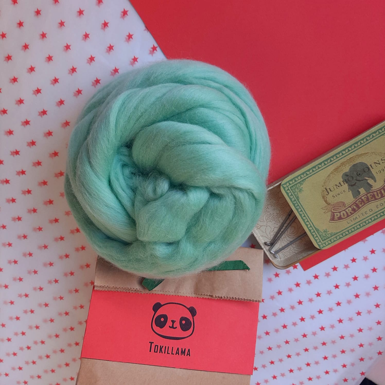 Lana merina extrafina peinada verde menta