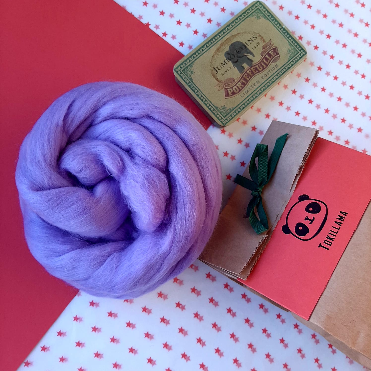 Lana merina extrafina peinada violeta