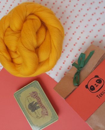 Lana merina extrafina peinada amarillo intenso